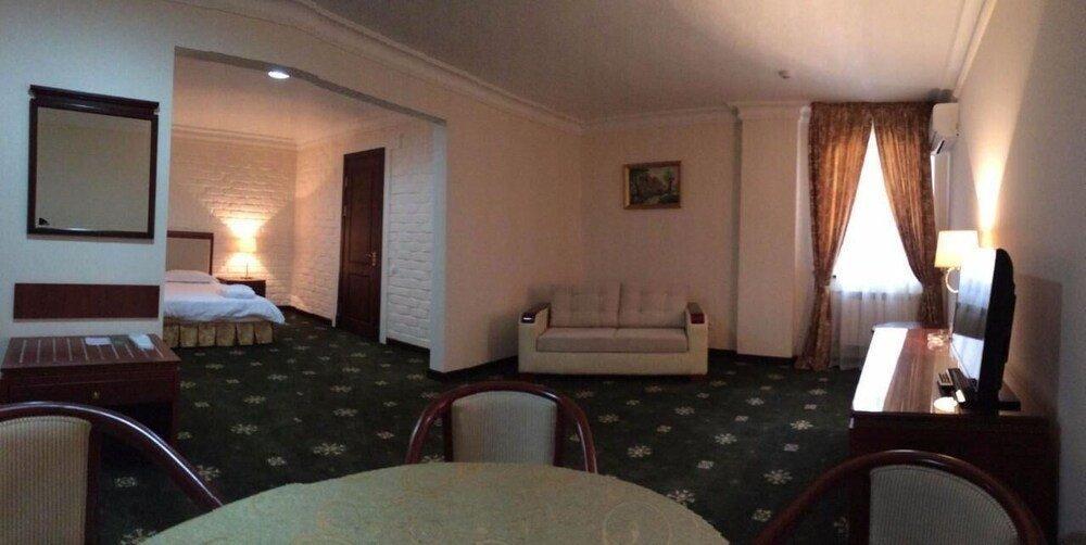 Arien Plaza Hotel Tashkent Exterior photo