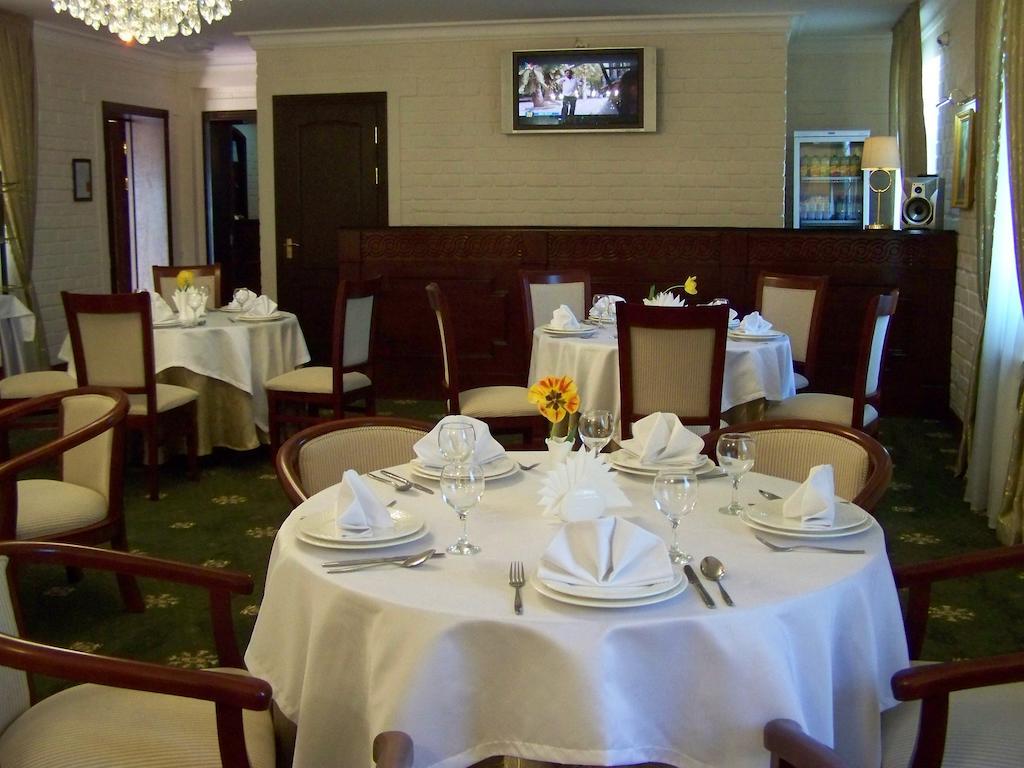Arien Plaza Hotel Tashkent Exterior photo