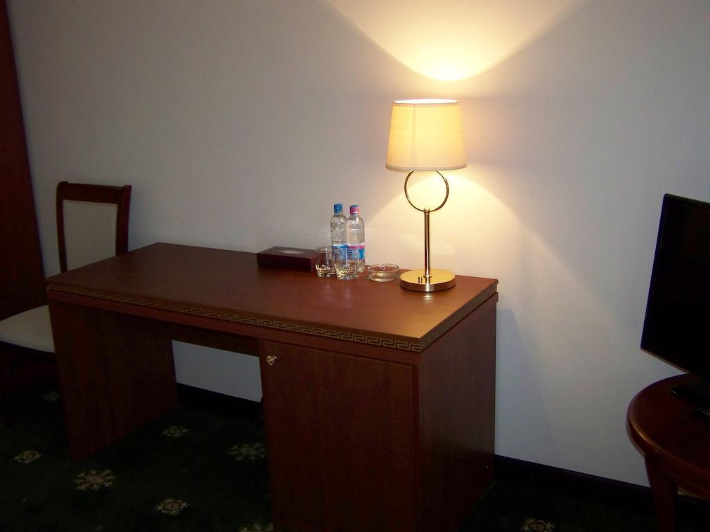 Arien Plaza Hotel Tashkent Room photo